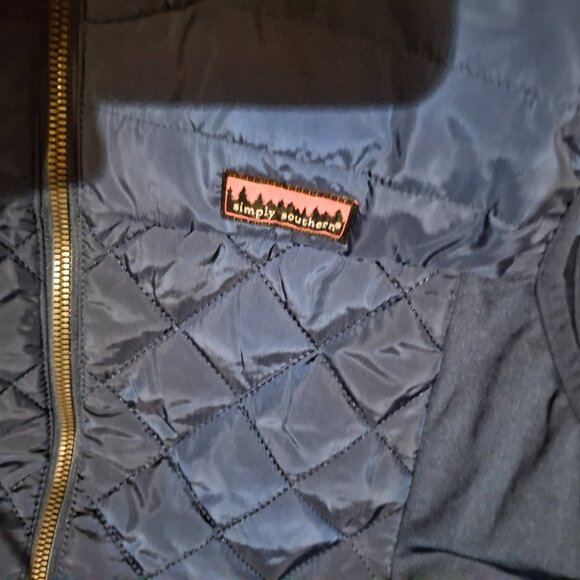 Woman's Simply Southern Warm Vest--Navy Blue--Large NWOT - Picture 5 of 5